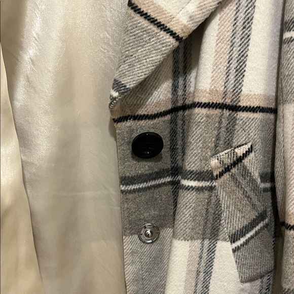 Kensie Women's Trench Coat - Gray and Cream Plaid - Picture 3 of 4